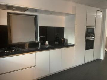 SieMatic Rechte Keuken + SIEMENS + GEDEMONTEERD beschikbaar voor biedingen