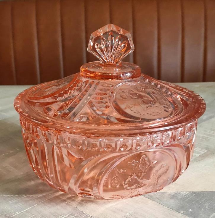 Persglas koek of bonbonschaal, Antiek en Kunst, Antiek | Glas en Kristal, Ophalen of Verzenden