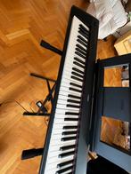 Yamaha NP-32 keyboard met standaard en sustain pedaal, Ophalen, 61 toetsen, Yamaha, Zo goed als nieuw