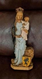 Antiek Madonna met kindje, in polycroomsteen, Antiek en Kunst, Antiek | Religie, Ophalen of Verzenden