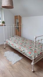 Antiek ijzeren meiden bed!, Huis en Inrichting, Slaapkamer | Bedden, 100 cm, Zo goed als nieuw, Ophalen, Twijfelaar