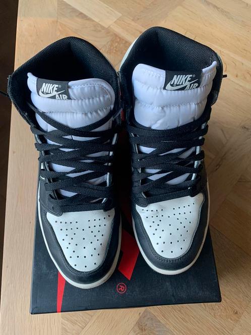 Jordan 1 high mocha maat 42, Kleding | Heren, Schoenen, Zo goed als nieuw, Sneakers of Gympen, Bruin, Ophalen of Verzenden