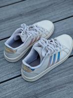 Adidas tennisschoenen, Sport en Fitness, Tennis, Schoenen, Adidas, Gebruikt, Ophalen of Verzenden