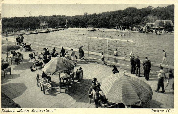 Bosbad Klein Zwitserland - Putten [G.] - 1957 gelopen, Verzamelen, Ansichtkaarten | Nederland, Gelopen, Gelderland, Voor 1920