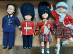 oude Engelse poppetjes/popjes,  3 met beweegbare oogjes., Verzamelen, Poppen, Verzenden, Gebruikt, Pop