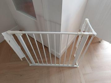 Traphek Babydan Flex Wit, 2x deur + uitbreidings elementen. beschikbaar voor biedingen
