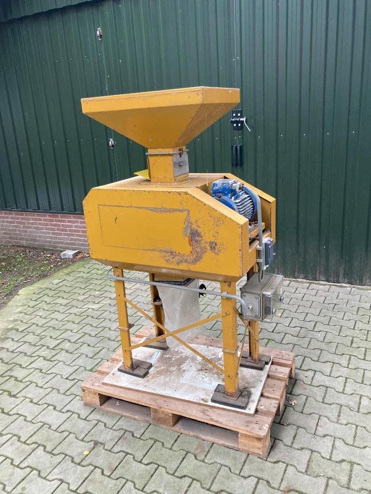 Skiold / Skjold structuurmolen, Dieren en Toebehoren, Pluimvee | Toebehoren, Gebruikt, Overige typen, Ophalen