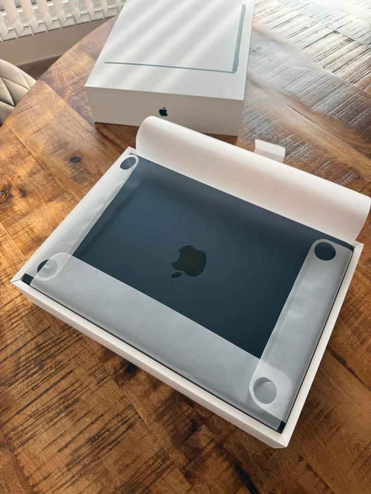 MacBook Air 2022 (M2) - Zo Goed Als Nieuw!, Computers en Software, Apple Macbooks, Zo goed als nieuw, MacBook Air, 13 inch, 2 tot 3 Ghz
