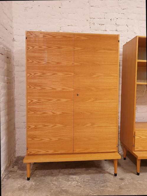Kinderkamer, Baby kledingkasten degelijk 60-ties Design, Kinderen en Baby's, Kinderkamer | Commodes en Kasten, Gebruikt, 105 cm of meer