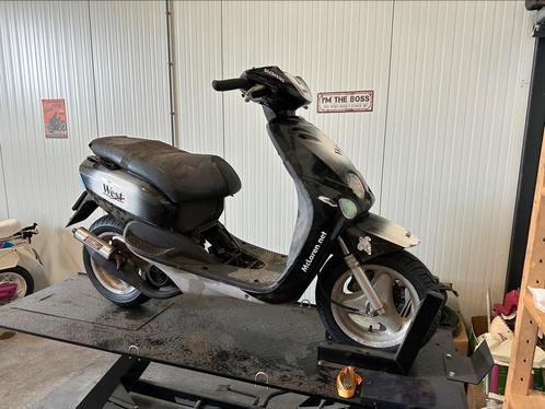 Gezocht ⁉️⁉️, Fietsen en Brommers, Scooters | Yamaha, Gebruikt, Neo's, Ophalen of Verzenden