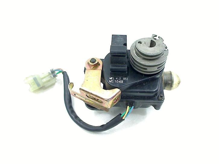 SERVOMOTOR CBR 1000 RR Fireblade 2004-2005 (CBR1000RR SC57), Motoren, Onderdelen | Honda, Gebruikt