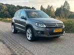 Volkswagen Tiguan 1.4 TSI 90KW BMT 2012 Grijs, Auto's, Voorwielaandrijving, 74 €/maand, 4 cilinders, 122 pk