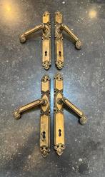 2x retro Deurklinken met schild / sleutelgat. Brons vintage, Ophalen of Verzenden