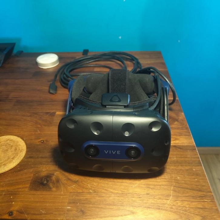 HTC Vive Pro 2 Headset, Spelcomputers en Games, Virtual Reality, Zo goed als nieuw, Pc, VR-bril, Ophalen
