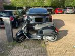 Vespa 300 GTS, Scooter, Sportuitlaat, 300 cc, Particulier