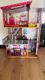 Barbiehuis kidkraft, Kinderen en Baby's, Speelgoed | Poppenhuizen, Ophalen of Verzenden, Zo goed als nieuw
