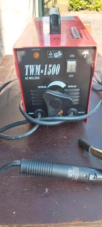 Compact TWM-1500 lasapparaat in nieuwstaat!, Doe-het-zelf en Verbouw, Gereedschap | Lasapparaten, Zo goed als nieuw, Elektroden