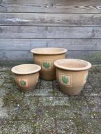 Bloempotten (Geel/bruin): Set van 3 potten, Tuin en Terras, Bloempotten, 25 tot 40 cm, Rond, Tuin, Ophalen