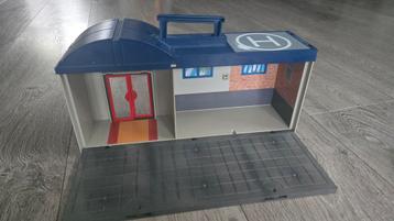 Playmobil Politie bureau om mee te nemen beschikbaar voor biedingen
