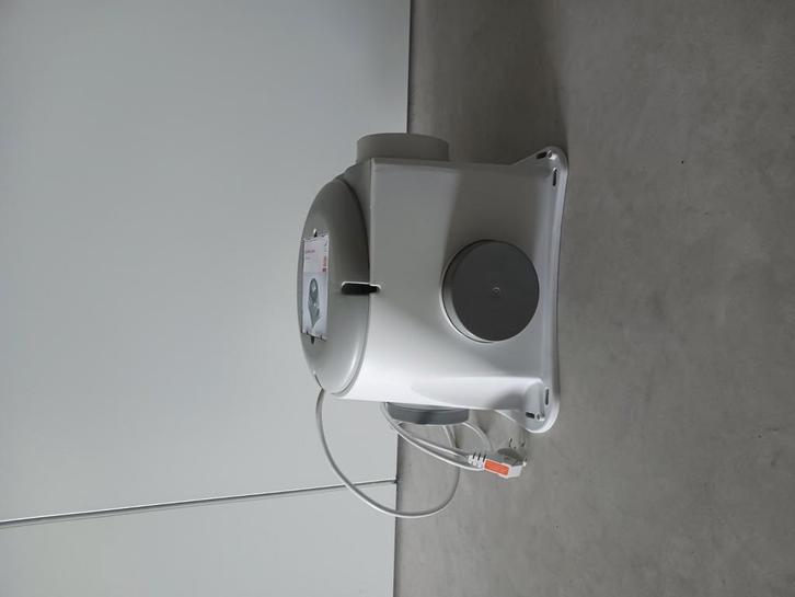 Zehnder comfofan silent, 3 mnd garantie, box ventilator, Doe-het-zelf en Verbouw, Ventilatie en Afzuiging, Zo goed als nieuw, Ophalen of Verzenden