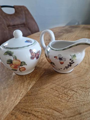 Janneke Brinkman suikerpot en melkkan "Fruit&Flowers" beschikbaar voor biedingen