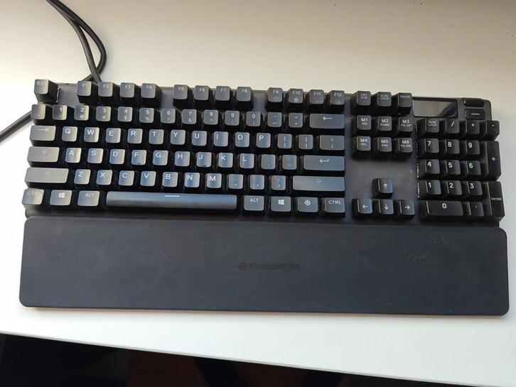SteelSeries Apex 7 Gaming Toetsenbord red switch, Computers en Software, Toetsenborden, Zo goed als nieuw, Qwerty, Bedraad, Gaming toetsenbord