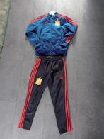 Trainingspak van het Spaanse Nationale Elftal in de maat 140, Adidas, Sport- of Zwemkleding, Ophalen of Verzenden, Zo goed als nieuw