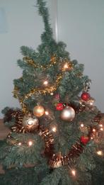 Kunstkerstboom met metalen voet 155 cm hoog (ALLEEN OPHALEN), Diversen, Ophalen, Zo goed als nieuw