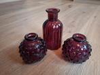 Paarse vaasjes - Intratuin, Huis en Inrichting, Overige kleuren, Ophalen of Verzenden, Minder dan 50 cm, Glas