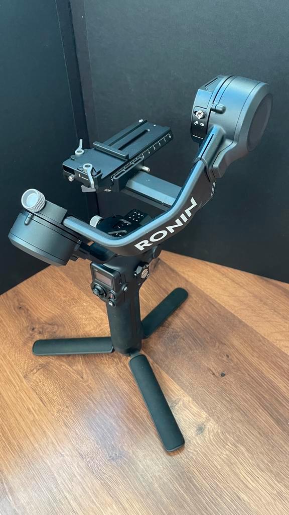 DJI RSC 2 Ronin Gimbal - Zo goed als nieuw!+veel exta’s, Audio, Tv en Foto, Fotografie | Statieven en Balhoofden, Zo goed als nieuw