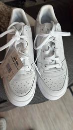 Adidas Forum Bold Wit - Nieuw - Maat 42 (valt als 41), Kleding | Dames, Schoenen, Ophalen of Verzenden, Nieuw, Wit, Sneakers of Gympen