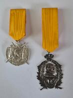 2 x medaille Koninklijk Huis, Verzamelen, Ophalen of Verzenden, Gebruikt, Nederland, Overige typen