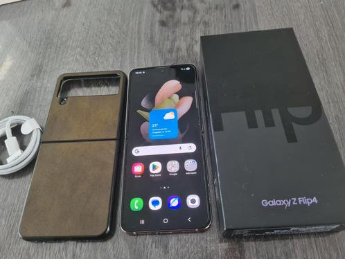 Samsung galaxy Z Flip 4 compleet met doos hoes en kabel., Telecommunicatie, Mobiele telefoons | Samsung, Gebruikt, Galaxy Z Flip