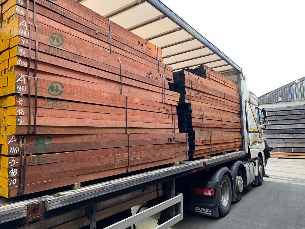 Meranti ruw in 35 kopmaten en diverse lengtematen tm 670 cm, Nieuw, Ophalen of Verzenden, Hardhout, 250 cm of meer