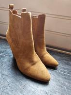 Kendall + Kylie Suède Enkellaarsjes Maat 39, Kleding | Dames, Bruin, Lage of Enkellaarzen, Ophalen of Verzenden, Kendall + Kylie