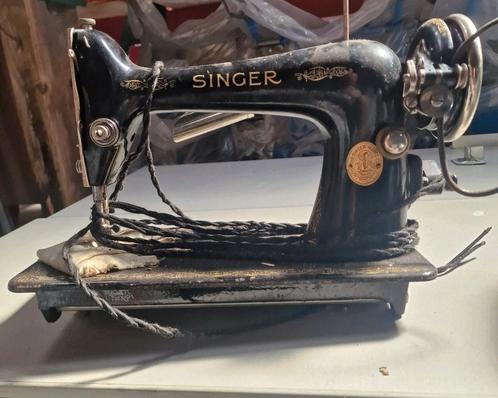 Ouderwetse singer naaimachine ter decoratie, Antiek en Kunst, Antiek | Naaimachines, Ophalen