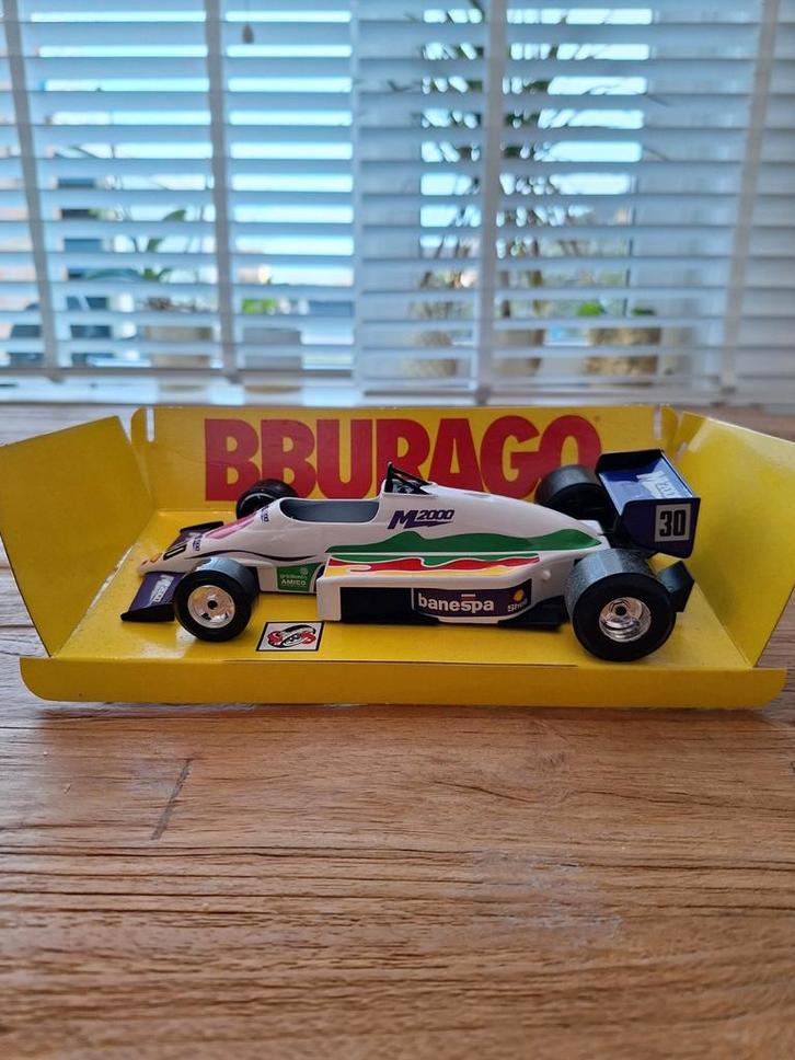 Bburago Modelauto 1/24 - Nieuw in doos, Hobby en Vrije tijd, Modelauto's | 1:24, Nieuw, Auto, Bburago, Ophalen of Verzenden