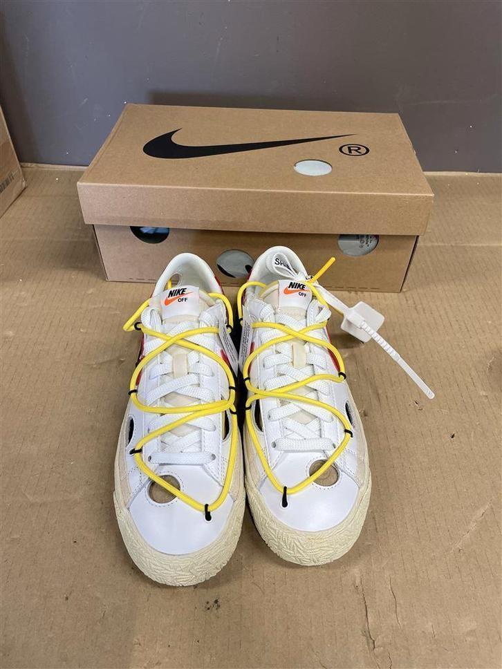 schoenen Nike Blazer Off-White x Low White University Red ma, Kleding | Heren, Schoenen, Zo goed als nieuw, Wit, Ophalen of Verzenden