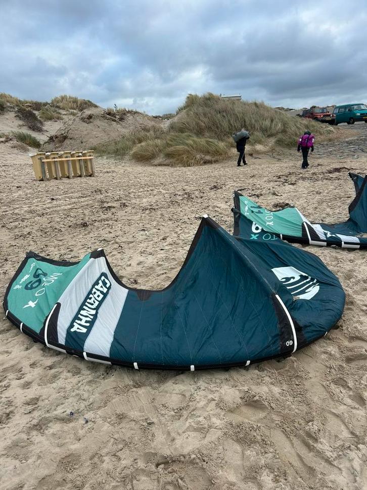 Cabrinha Moto X 2024 9m, Watersport en Boten, Kitesurfen, Gebruikt, Kite, 9 m², Geen board, Ophalen of Verzenden