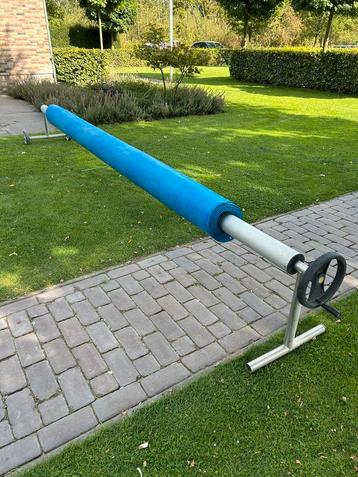 Verrijdbare Zwembad oprolsysteem beschikbaar voor biedingen