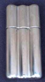 Sigaren koker. RVS. 3 Compartimenten.  6.5 x 13.5 cm., Ophalen, Zo goed als nieuw, Tabaksdoos of Verpakking