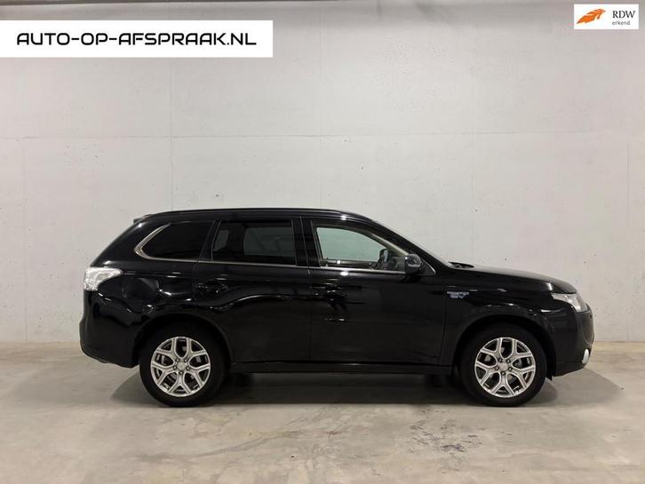 Mitsubishi Outlander 2.0 PHEV Leer Navi 4x4 Camera, Auto's, Mitsubishi, Bedrijf, Te koop, Outlander, 4x4, ABS, Achteruitrijcamera