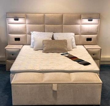 Boxspring met opbergruimte beschikbaar voor biedingen