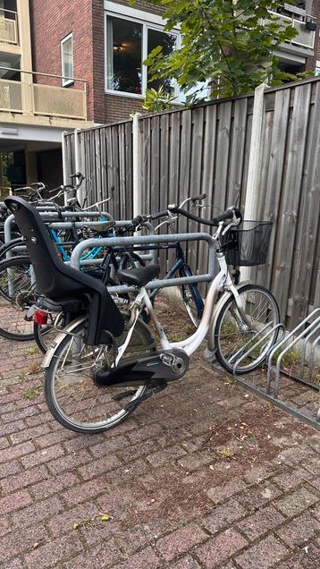 Sparta Moederfiets met kinderzitje beschikbaar voor biedingen