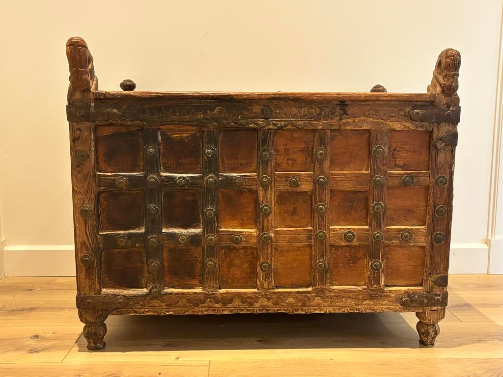 Antieke Indiase Bruidskist - Damchiyah uit Gujarat, Antiek en Kunst, Ophalen of Verzenden