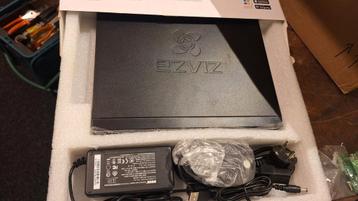 Tekoop 2 Ezviz netwerk video recorder en 4 camera's beschikbaar voor biedingen