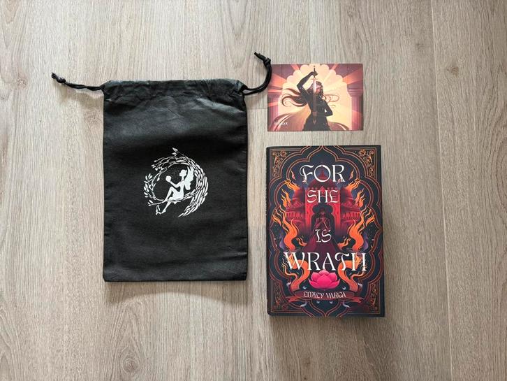 For She is Wrath - Emily Varga [Fairyloot], Boeken, Fantasy, Ophalen of Verzenden