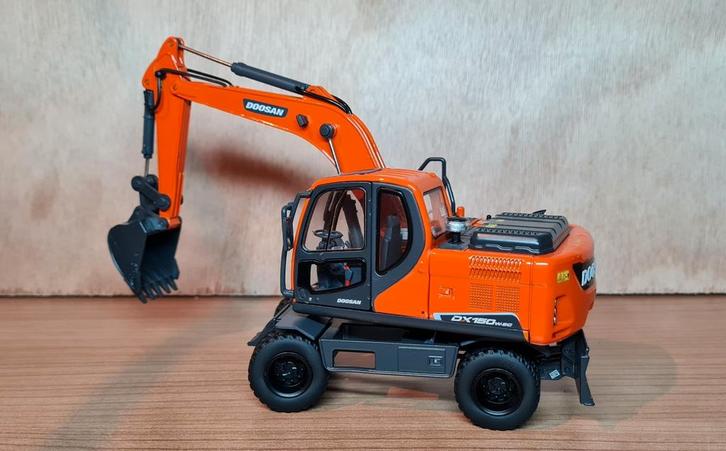 Doosan DX150W-9C schaal 1:43, Hobby en Vrije tijd, Modelauto's | 1:43, Auto, Overige merken, Ophalen of Verzenden