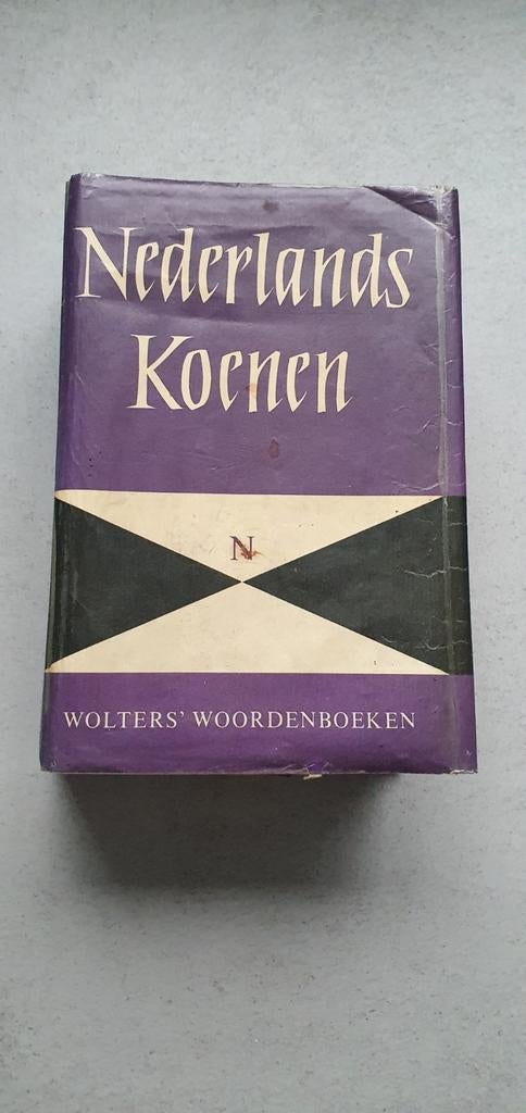 Woordenboek Nederlands Koenen Wolters' 27e druk, Ophalen of Verzenden, Zo goed als nieuw, Van Dale, Nederlands