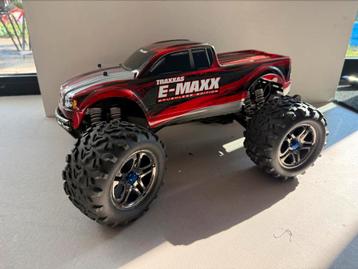 ZGAN Traxxas E-Max 1:8 4x4 Brushless 6s monstertruck 1:8 beschikbaar voor biedingen